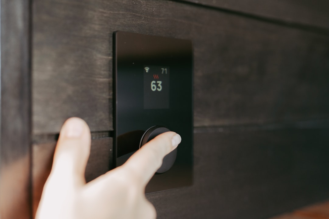 SwitchBot ハブ3が最安値に！家中の家電を1台で支配する爽快感