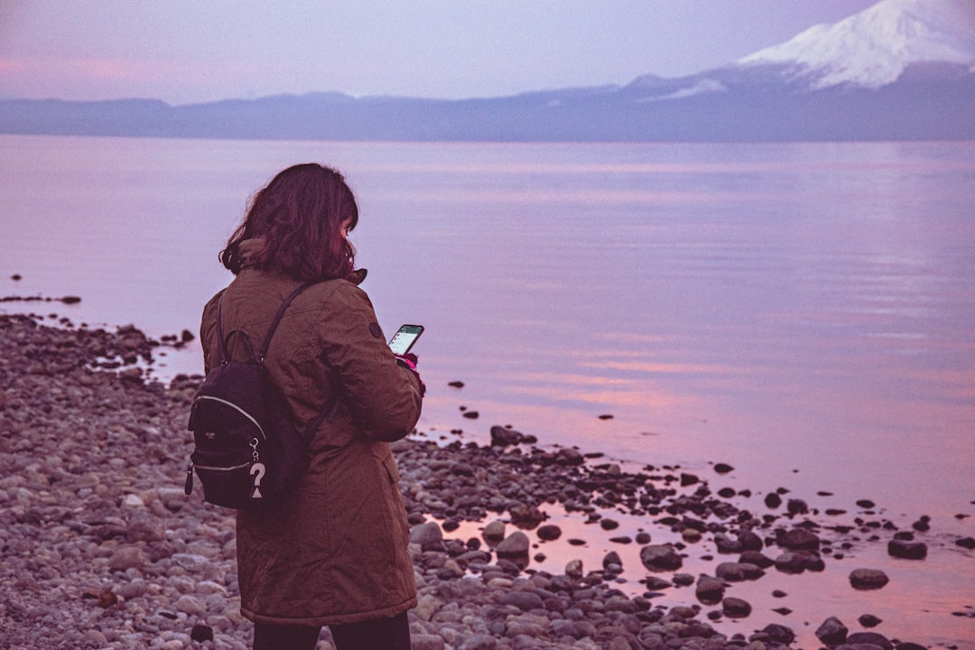 知らないと損するAndroidバッテリー節約術｜旅行中に実は逆効果な3つの盲点
