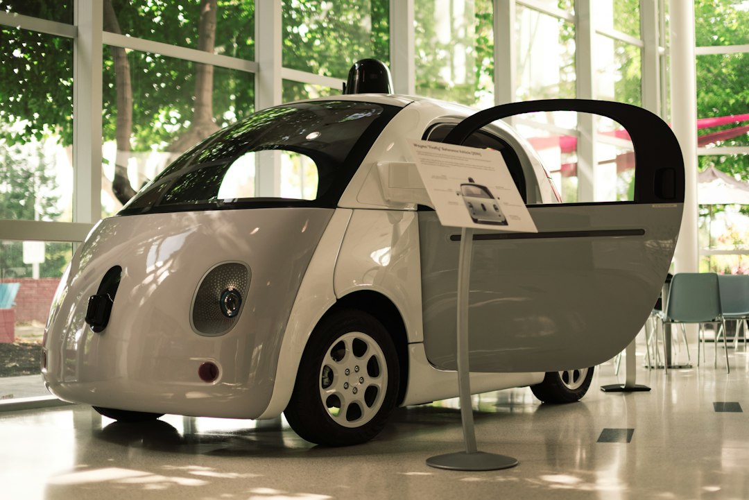 GeminiがAndroid Autoに来た!車内でGmail・予定を読む体験が思ったより革命だった